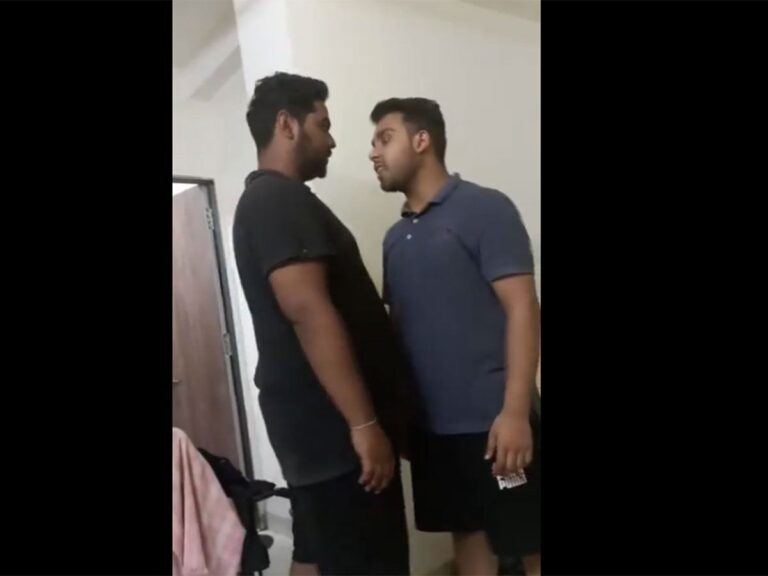 Hostel-Room-Fight