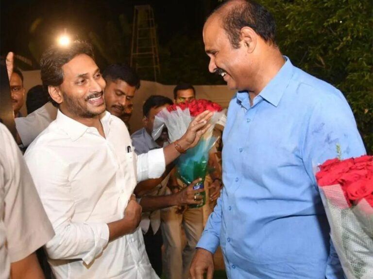 Even YS Loyalists Deserting Jagan