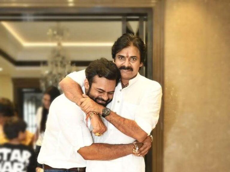 Pawan_Kalyan_with_Sai_Dharam_Tej