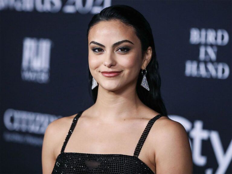 camila mendes