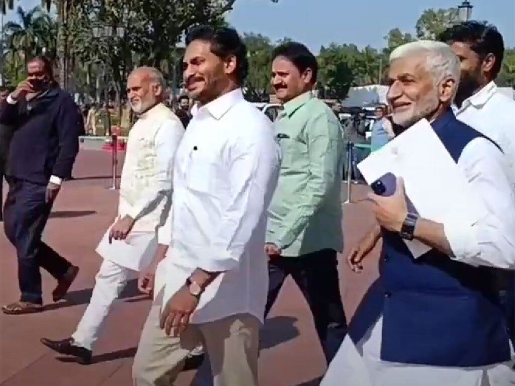 National Media Mocking Jagan