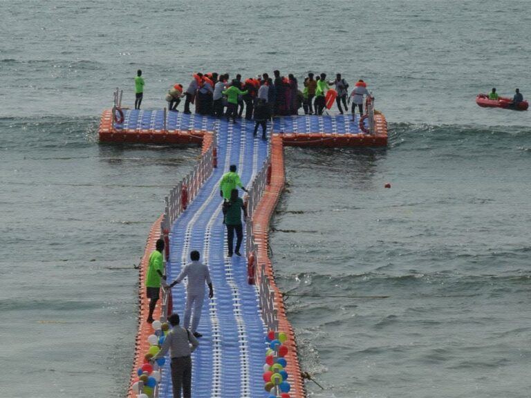 RK Beach Flaoting Bridge