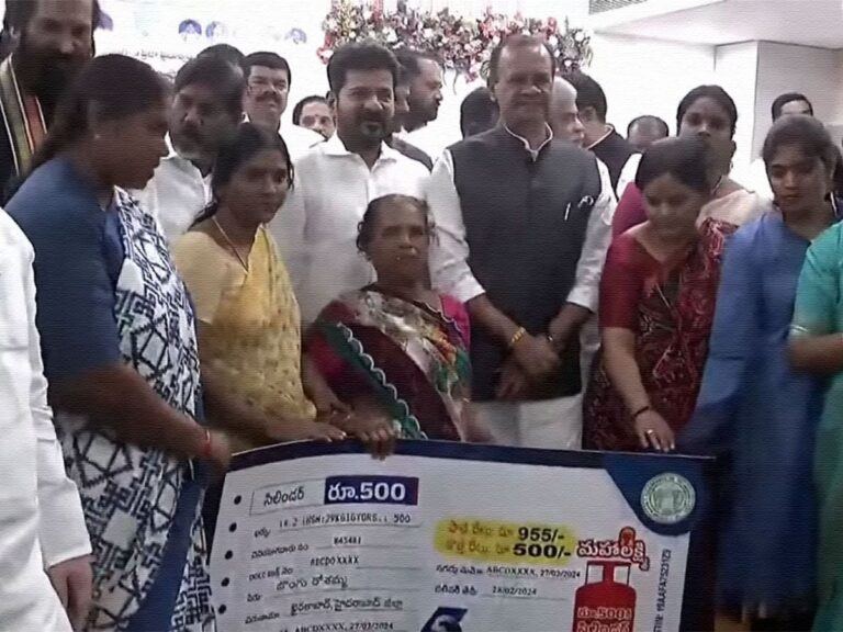 Revanth-Reddy-Gives-GO-For-500-Rs-Cylinder