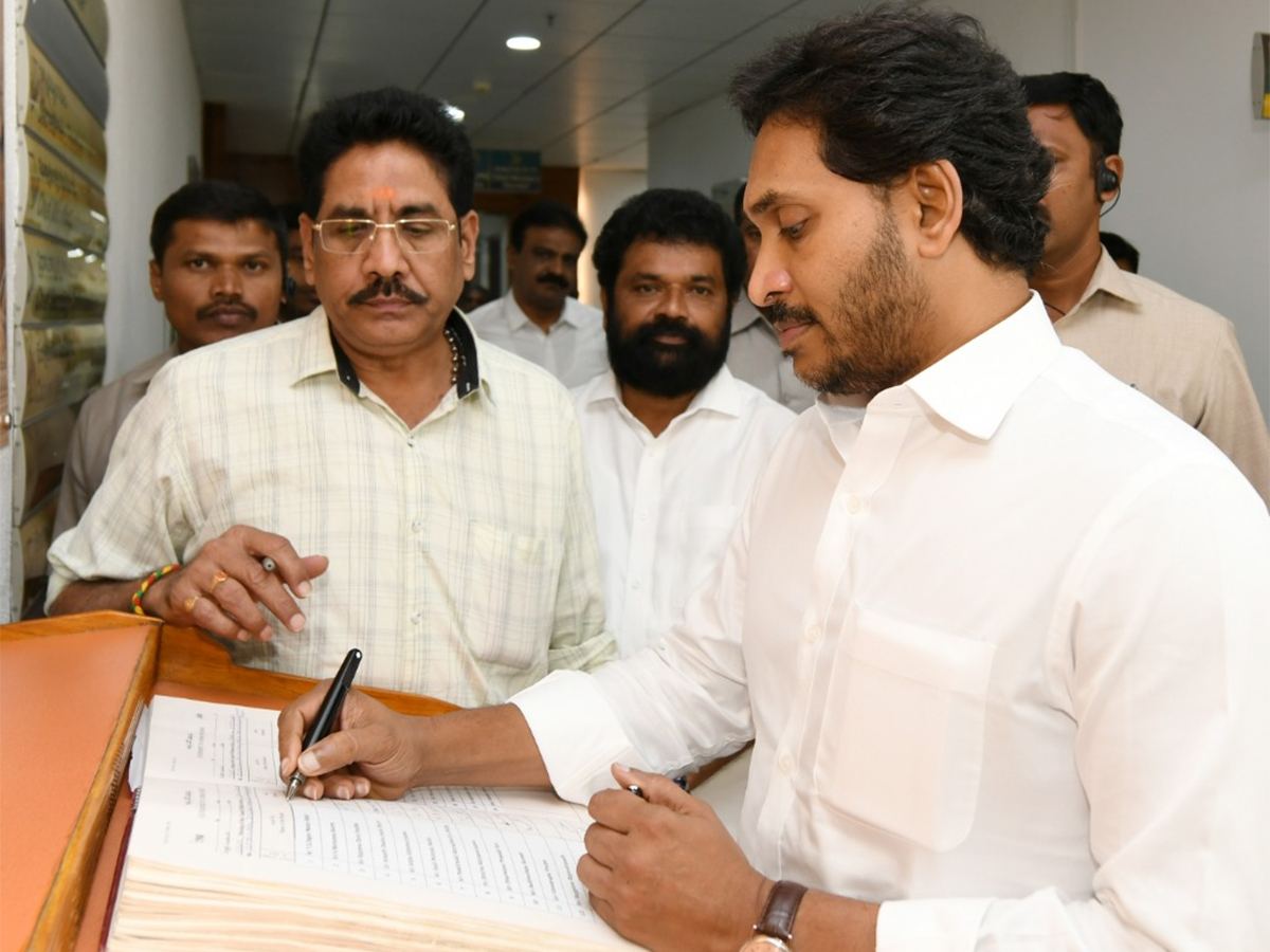 Jagan-DSC