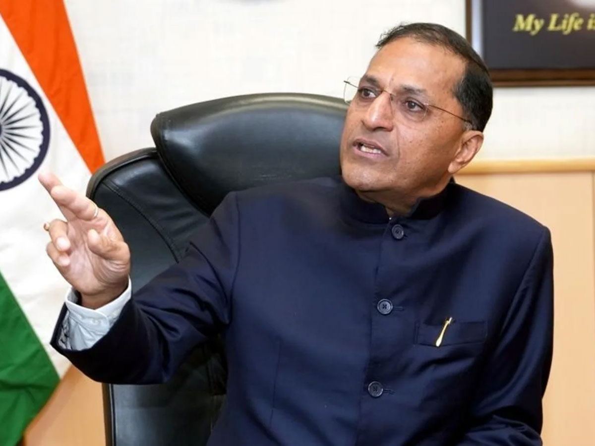 Arun Goel resigned