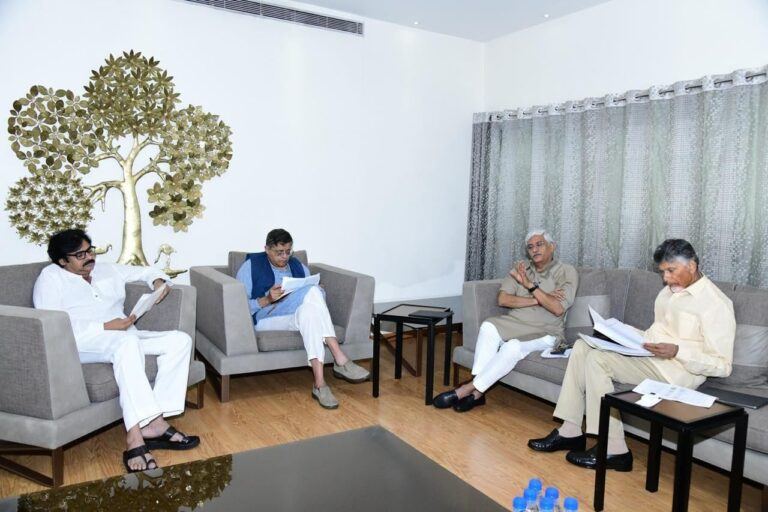 Chandrababu Naidu Pawan Kalyan Long Meeting