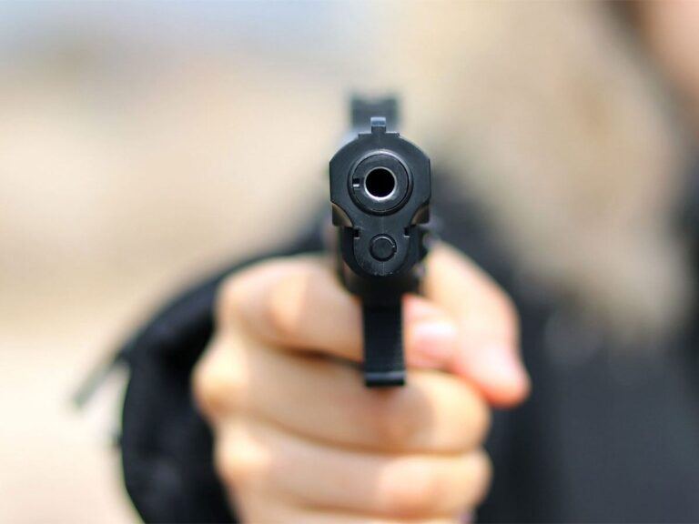 Cop-Gun-Shoot