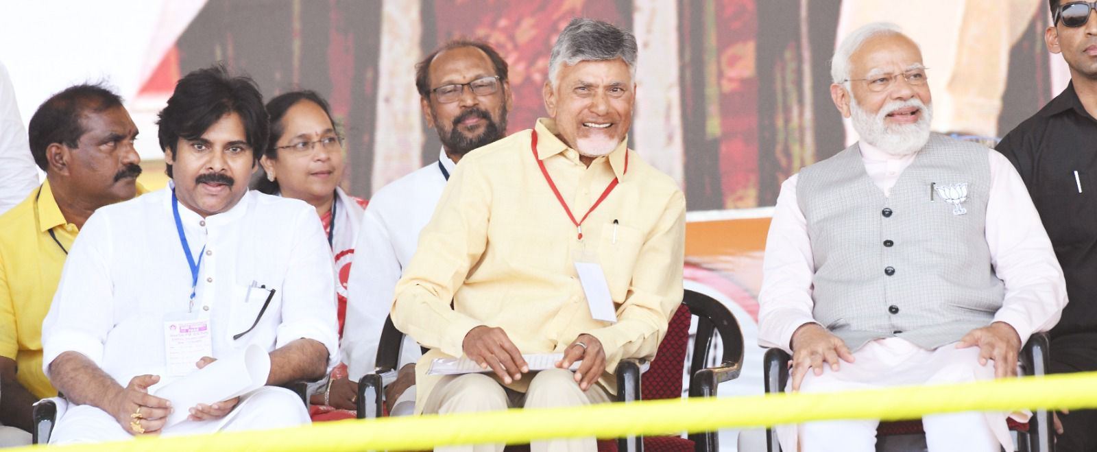 Photos Narendra Modi, Chandrababu Naidu, and Pawan Kalyan in Big Meeting