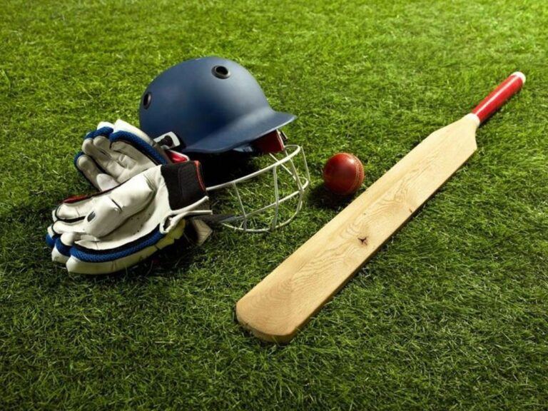 Techie Dies While Playing Cricket