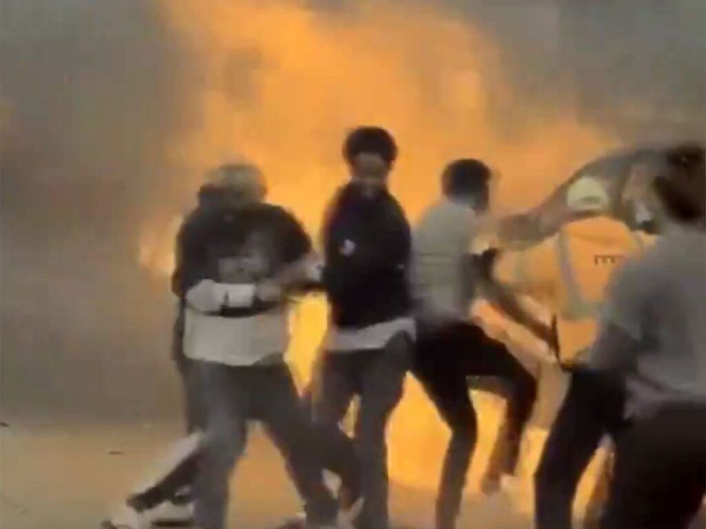 Brave Citizens Act Heroically