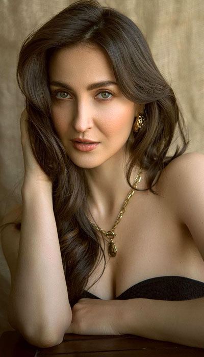 Elli AvrRam