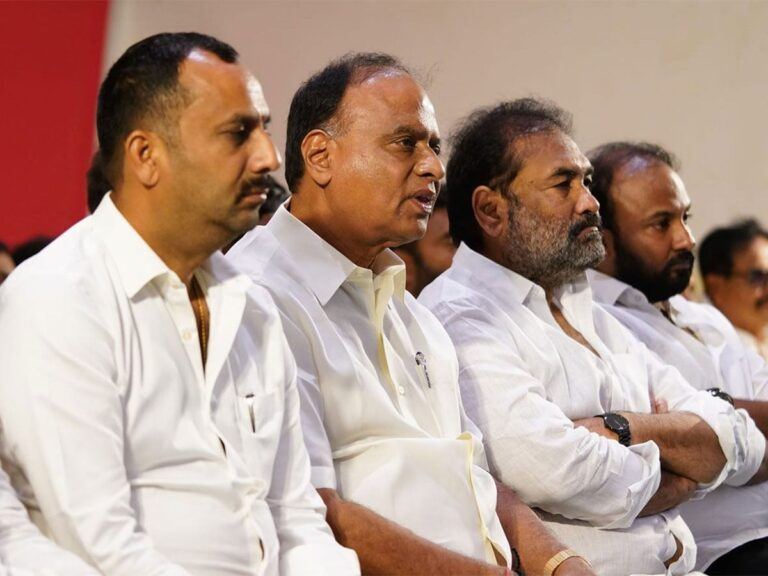 Kotamreddy Sridhar Reddy Vemireddy Prabhakar Reddy