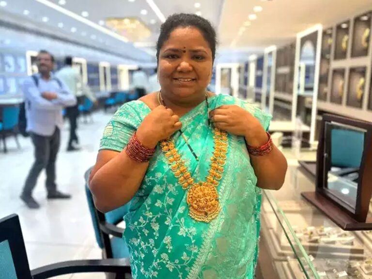 Kumari Aunty