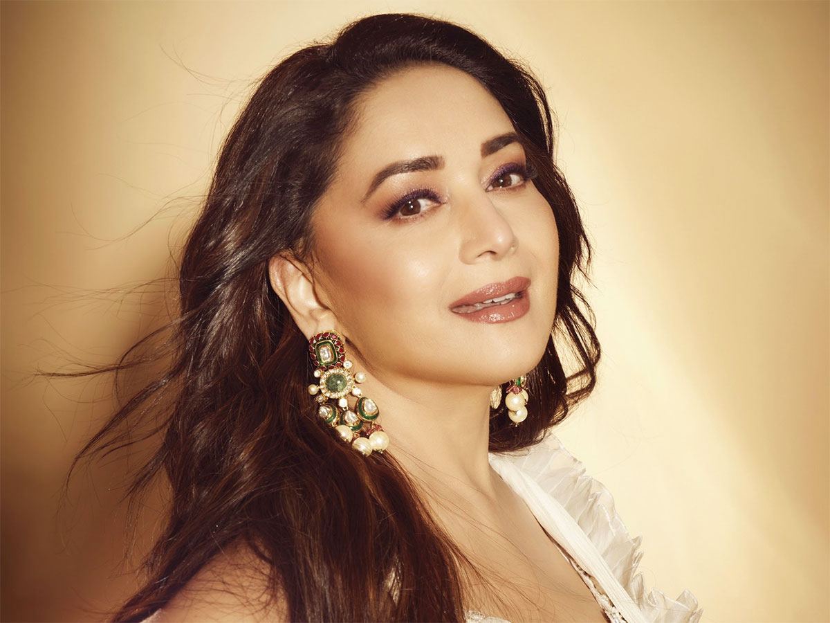 Madhuri Dixit Joins Bhool Bhulaiyaa 3 Cast!