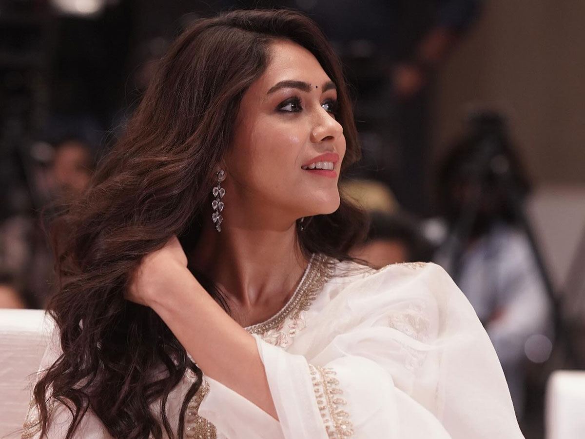 mrunalthakur