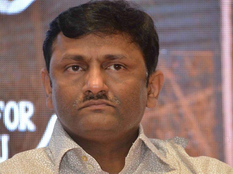 naveen-yerneni