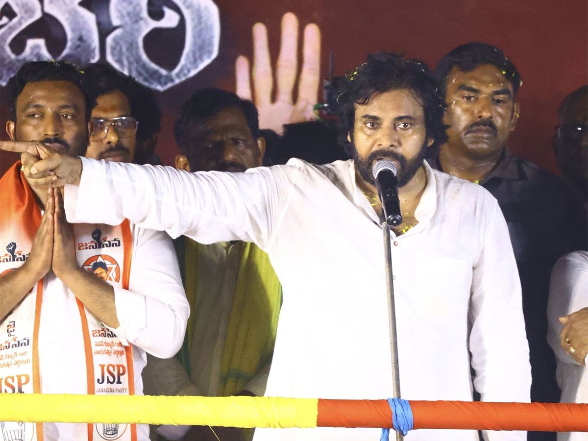 pawan-kalyan-blames-ysrcp-behind-tuni-train-burning