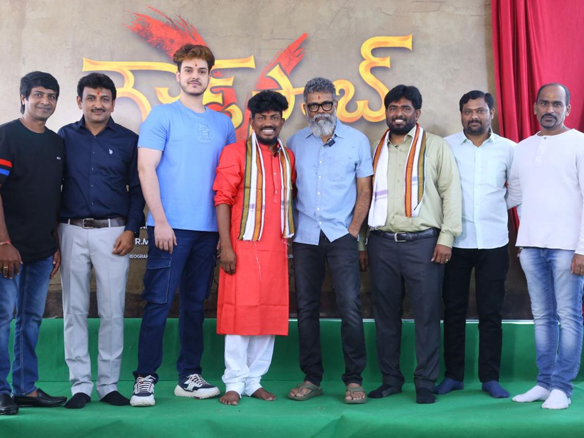 prabhas-cousin-as-hero