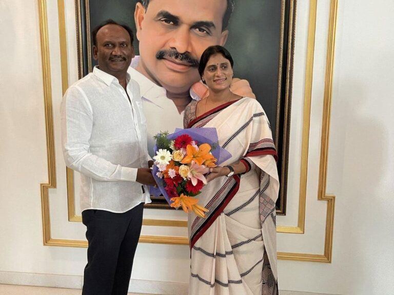 Amanchi Krishna Mohan ys sharmila