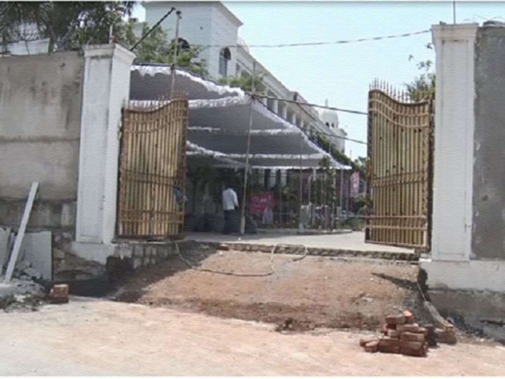 telangana-bhavan-main-gate