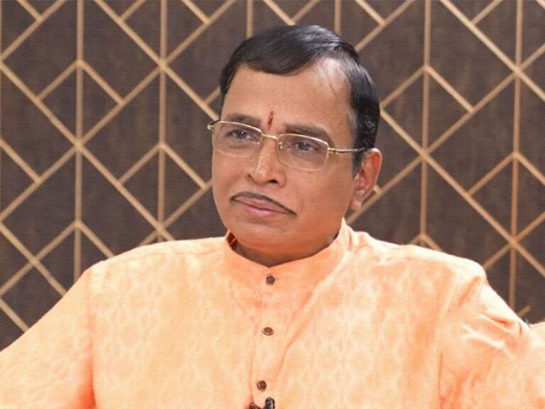 Tollywood Singer Files Nomination In Andhra Pradesh