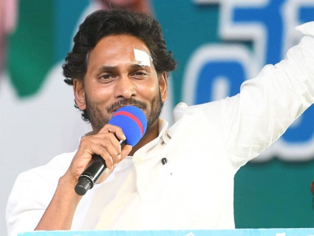 ys-jagan-ys-sharmila-saree