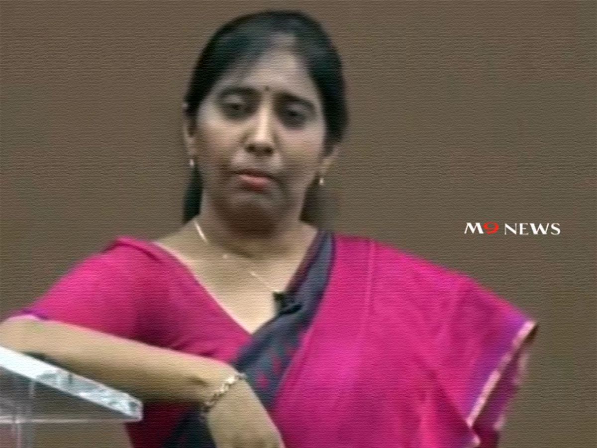 ys-sunitha-sakshi-reporter