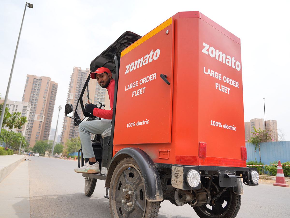 zomato-party