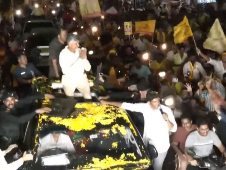 chandrababu-naidu-ill-treat-janasena-kapu-leader