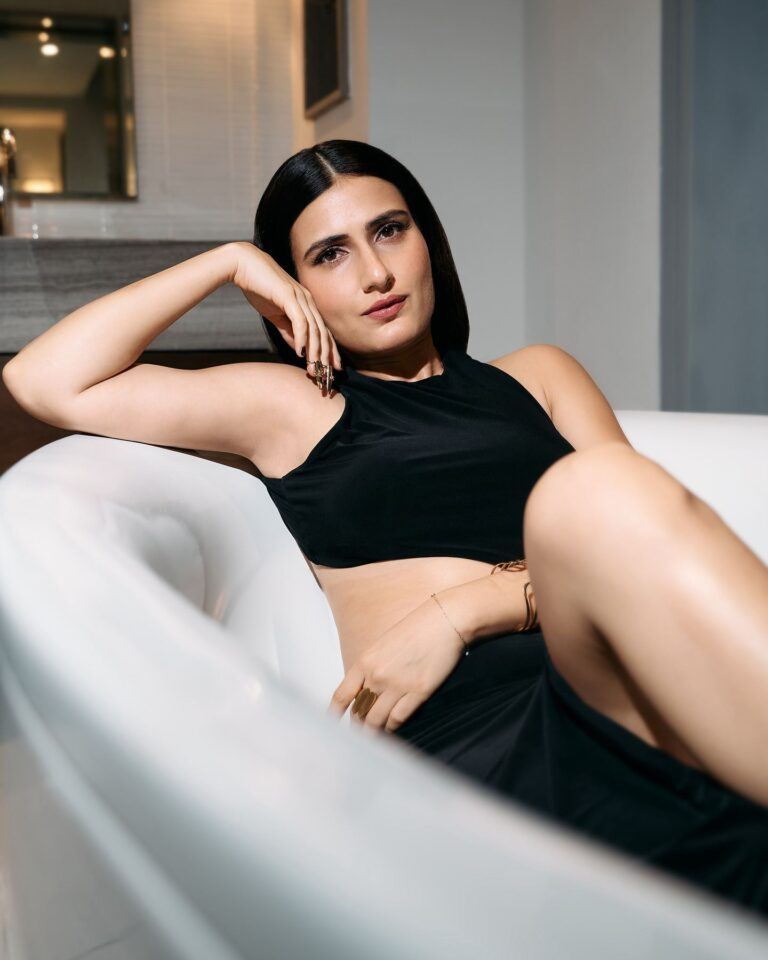 Pic Talk: Actress Fatima Sana Shaikh Stuns like a Boss