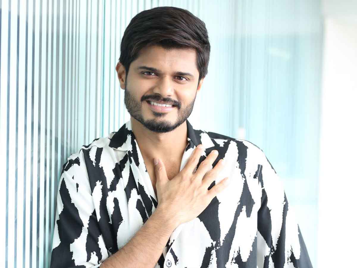 i-am-hyper-and-energetic-in-gam-gam-ganesha-anand-deverakonda