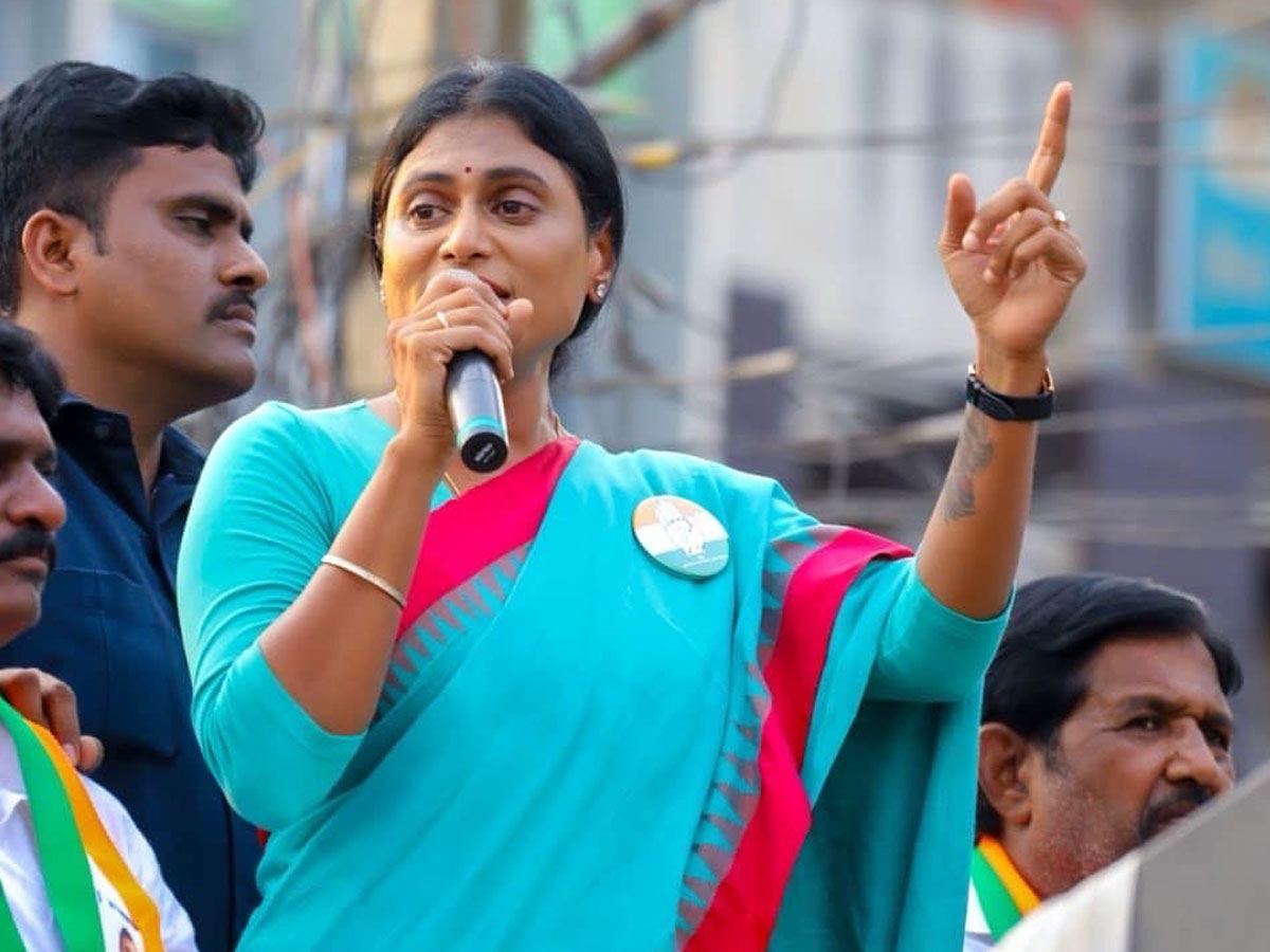 Sharmila Mass Ragging