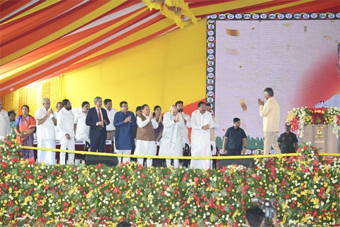 chandrababu-naidu-swearing-ceremony
