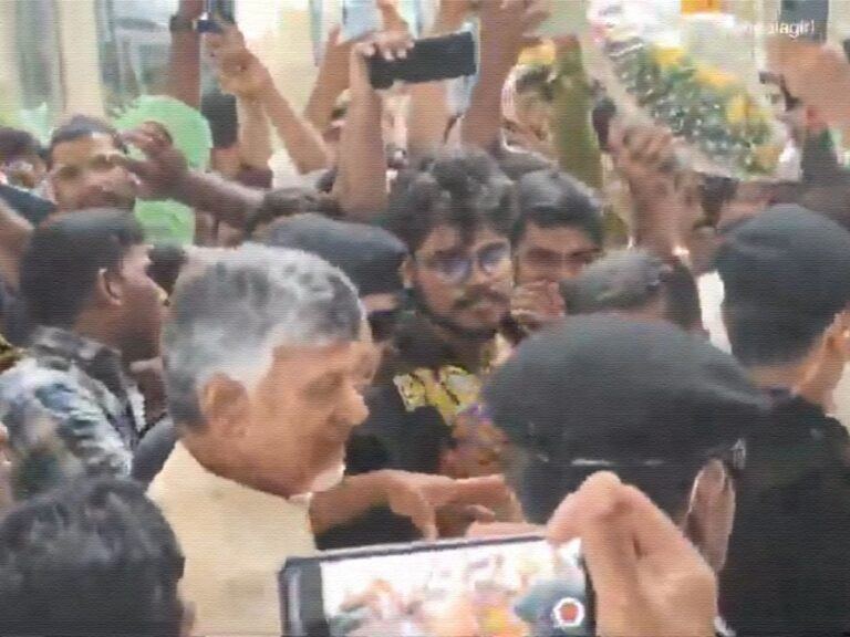 chandrababu-naidu-tdp-office