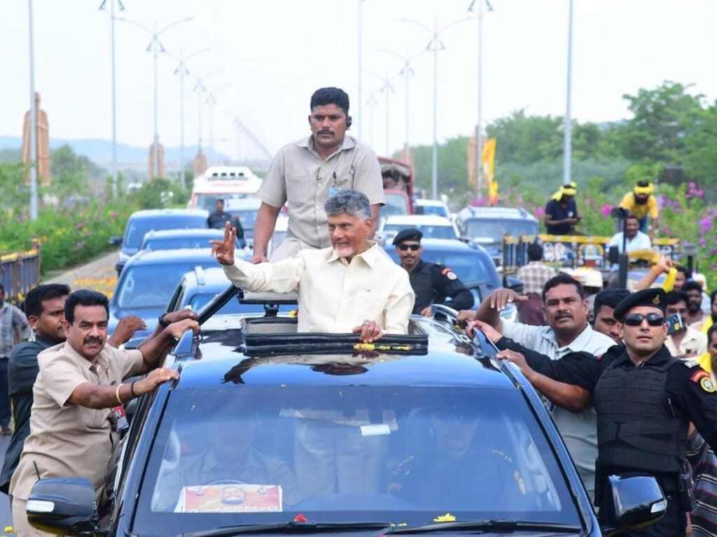chandrababu_naidu_canvoy