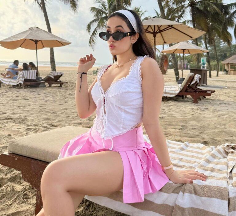 Hottie Aditi Budhathoki