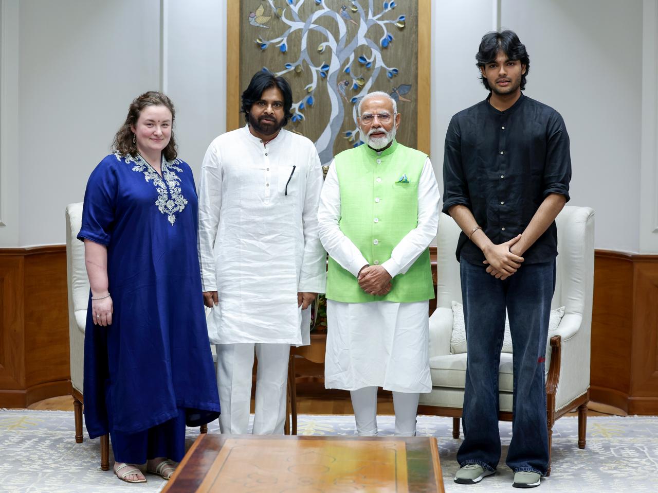 janasena-chief-pawan-kalyan-wife-and-son-akira-met-prime-minister-narendra-modi-4