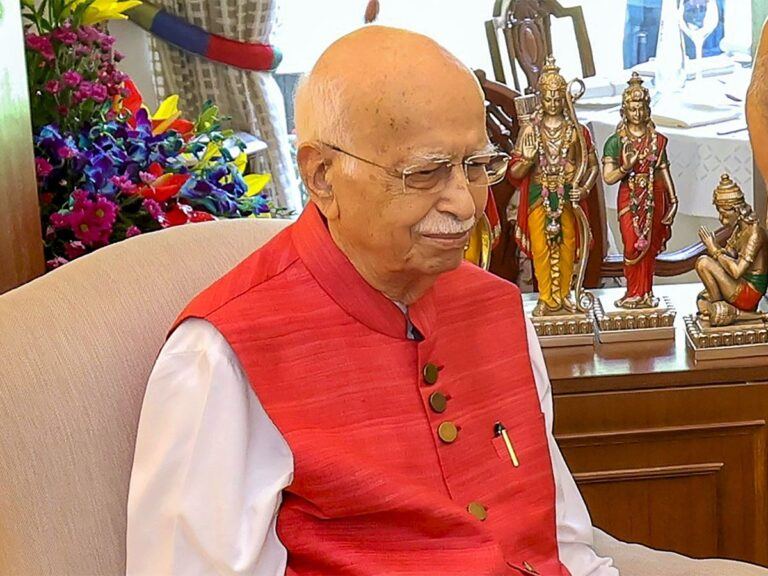 Advani Critically Ill, Admitted To AIIMS