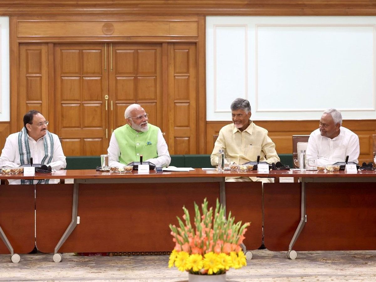 Nitish Kumar CBN Modi
