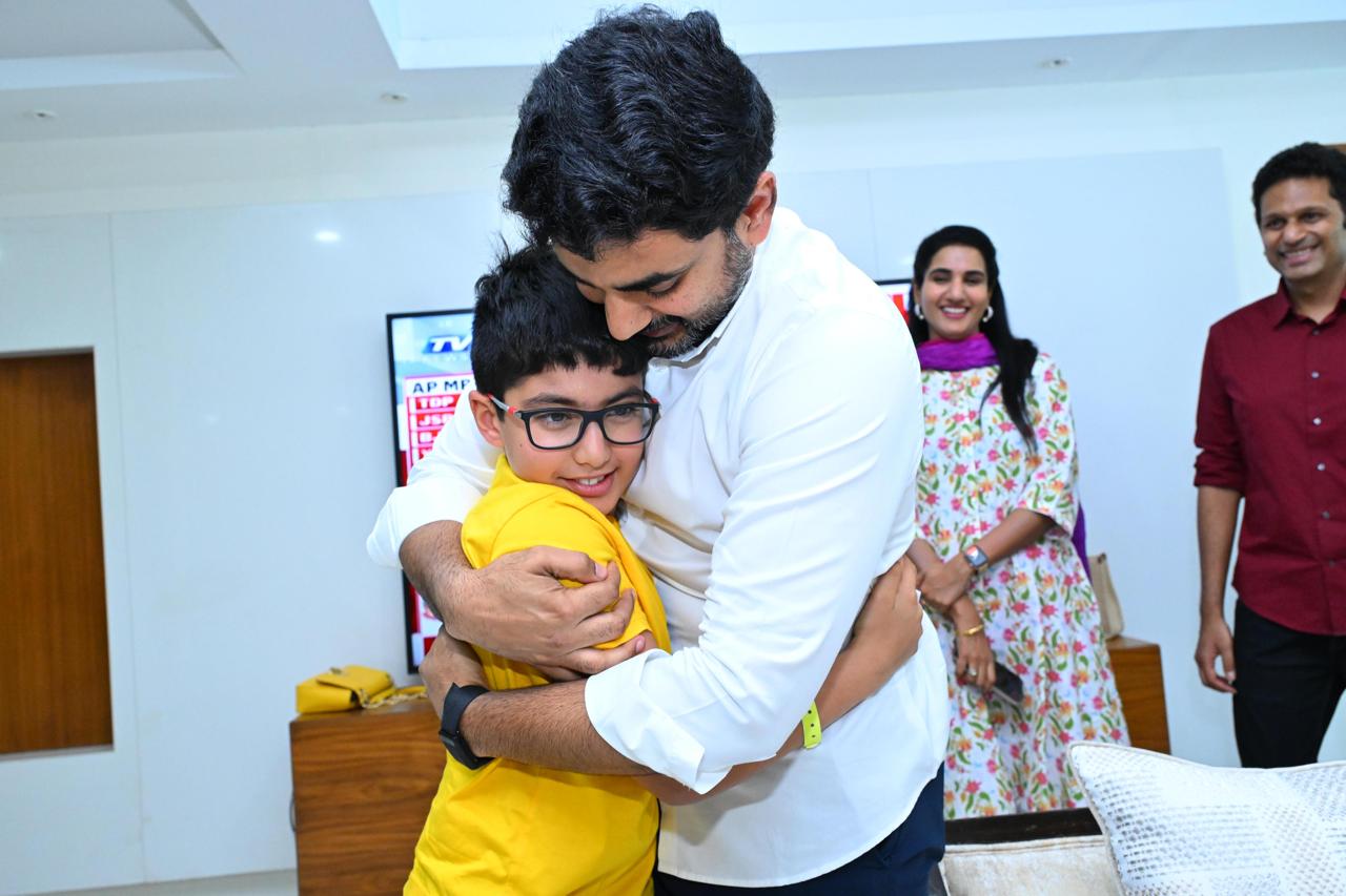 celebrations-at-chandrababu-naidu-home