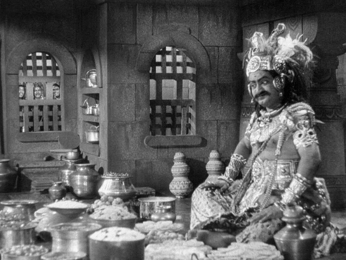 వందల కోట్లు బడ్జెట్‌తో రెండు మూడేళ్ళు ఓ సినిమా తీస్తే... గ్రేట్!