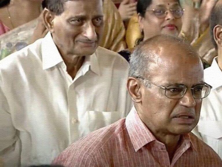 why-did-adiseshagiri-rao-cry-at-chandrababu-naidu-oath