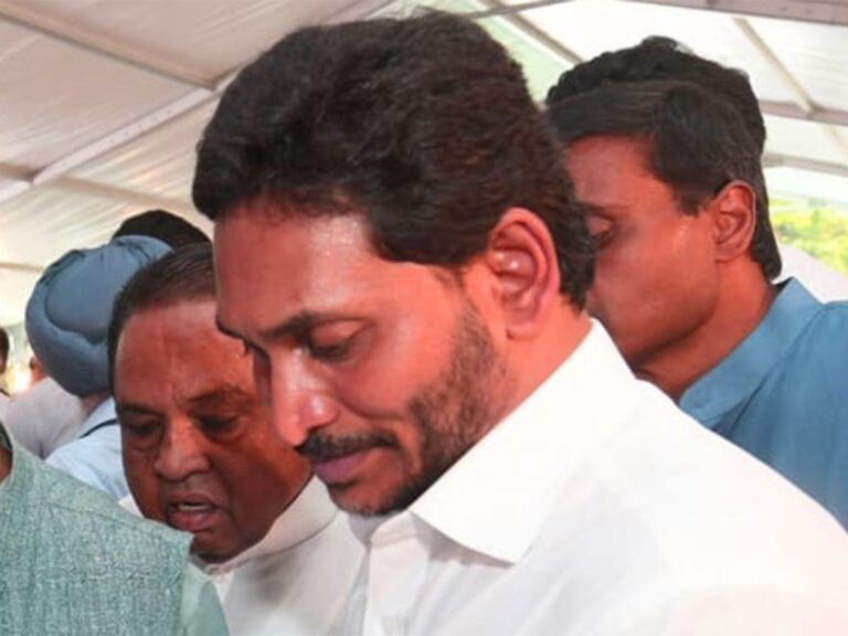 Funds for Andhra Pradesh... Worries for YSRCP..!