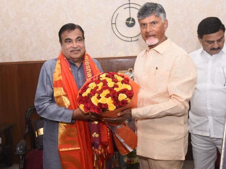 Nitin Gadkari Chandrababu Naidu Amaravati ORR