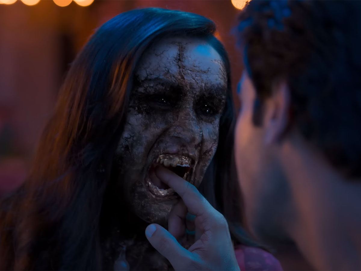 stree-2-trailer