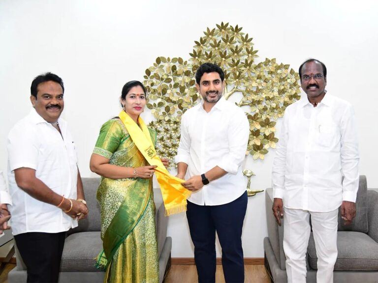 Eluru Mayor Sheikh Noorjahan Joined TDP
