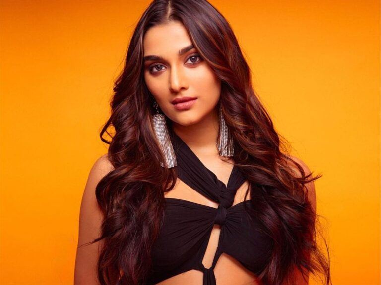 Saiee Manjrekar