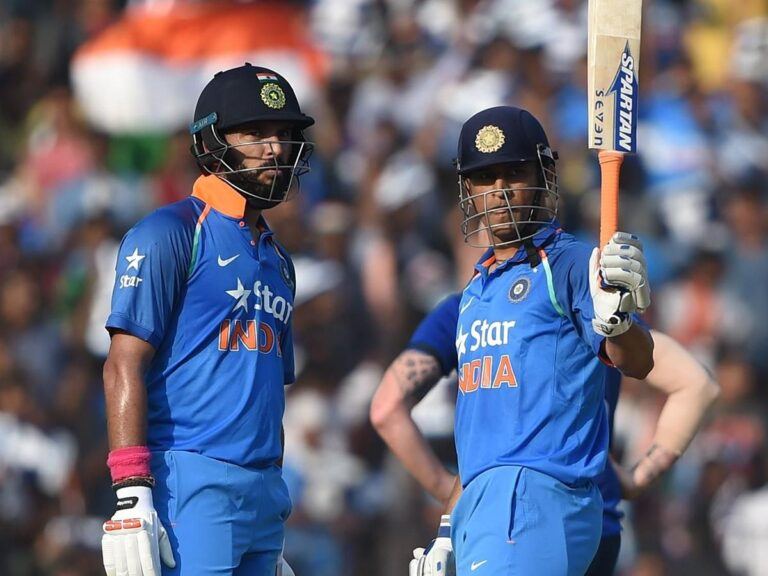 Yuvraj Singh, MS Dhoni