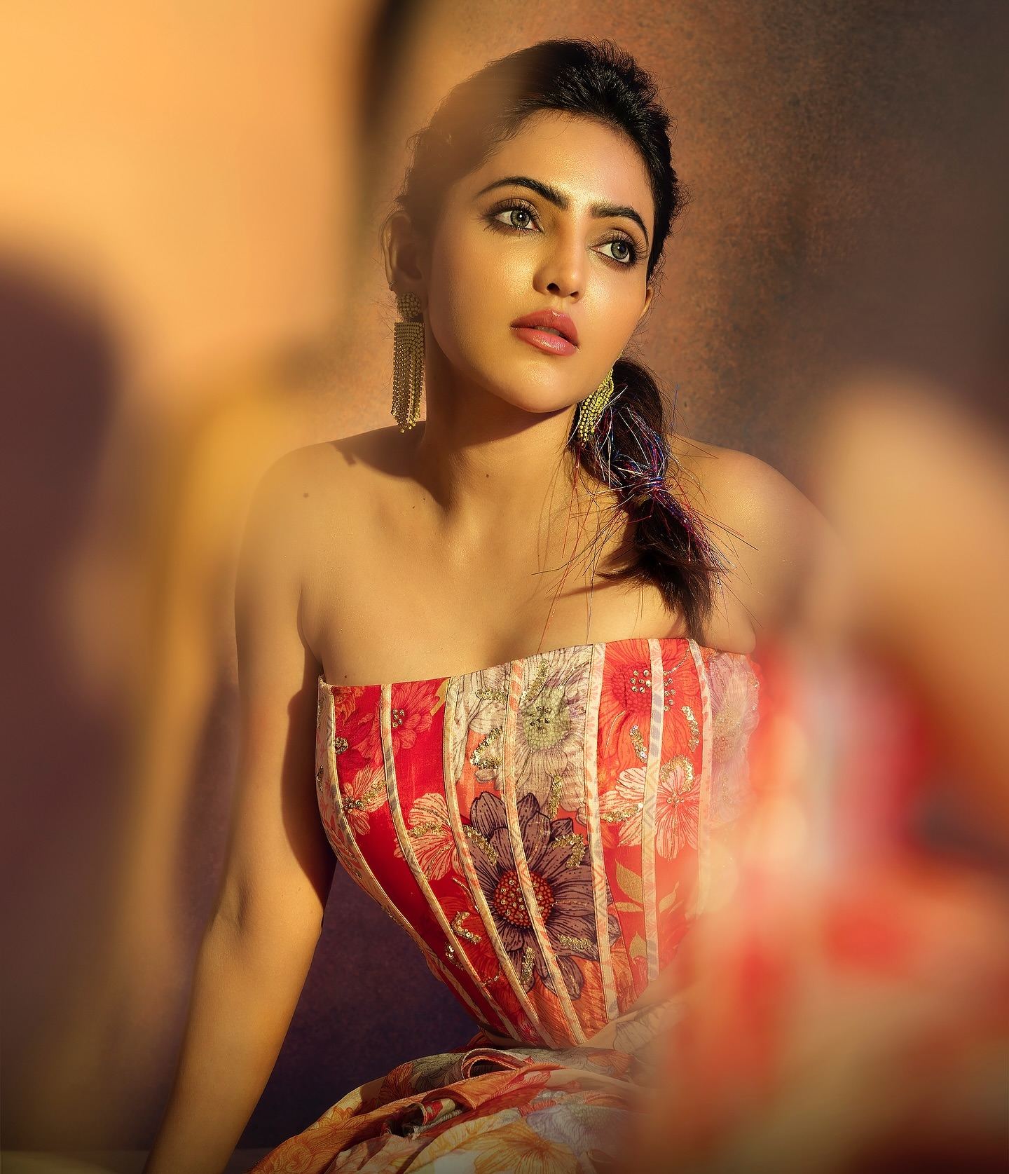 Athulya Ravi A Blend of Beauty and Elegance