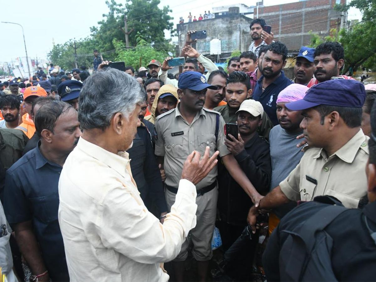Chandrababu Naidu Taking No Break In Crisis Management